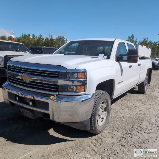 2015 CHEVROLET SILVERADO 2500HD, 6.6L DURAMAX, 4X4, CREW CAB, LONG BED. WEBASTO HEAT. UNKNOWN MECHAN