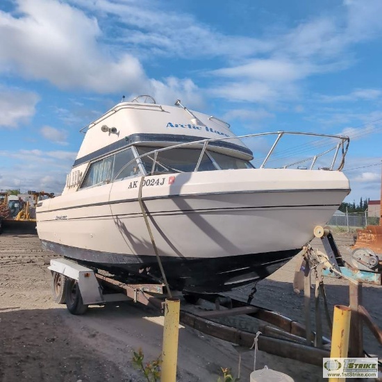 BOAT, 1977 BAYLINER CABIN CRUISER, 24FT FIBERGLASS HULL, 7FT 10IN BEAM, INBOARD V-8 GAS ENGINE, VOLV