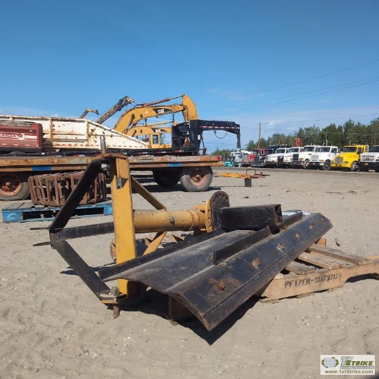 TRACTOR ATTACHMENT, SCRAPER BLADE, 6FT, ADJUSTABLE ANGLE, 3-POINT HITCH ATTACH