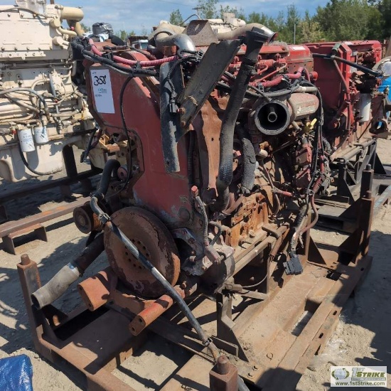 ENGINE CORE, 2011 CUMMINS ISX15, 550HP, WITH STORAGE STAND