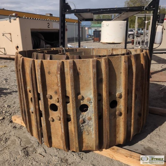 2 EACH. EXCAVATOR TRACKS, OWNER STATES: FIT HITACHI 670