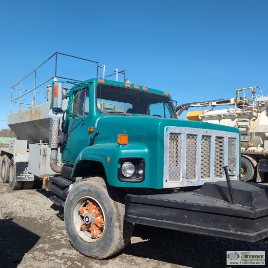 CEMENT SPREADER TRUCK, 1989 INTERNATIONAL S2674 6X4, CUMMINS DIESEL, EATON FULLER ROAD RANGER 8 SPEE