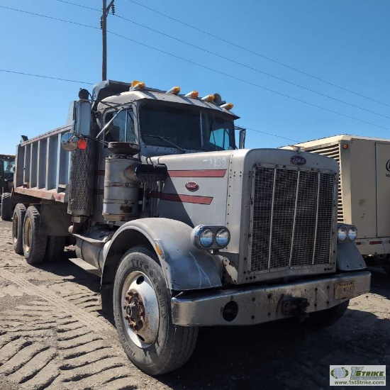 DUMPTRUCK, 1979 PETERBILT 359A, CUMMINS DIESEL ENGINE, FULLER ROADRANGER TRANSMISSON, TANDEM REAR AX