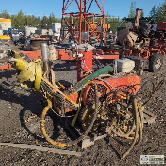 PARKING LOT PAINT STRIPING MACHINE, EZ LINER, 13HP HONDA GAS ENGINE