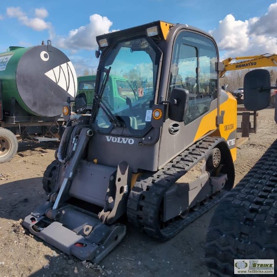 SKIDSTEER, 2014 VOLVO MCT85C T4, EROPS, TRACKED, SINGLE BOOM, SIDE ENTRANCE, HYDRAULIC ACTUATED ATTA