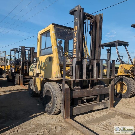FORKLIFT, 1988 HYSTER 8XL, 4-CYL PERKINS DIESEL, APPROX 59IN FORKS