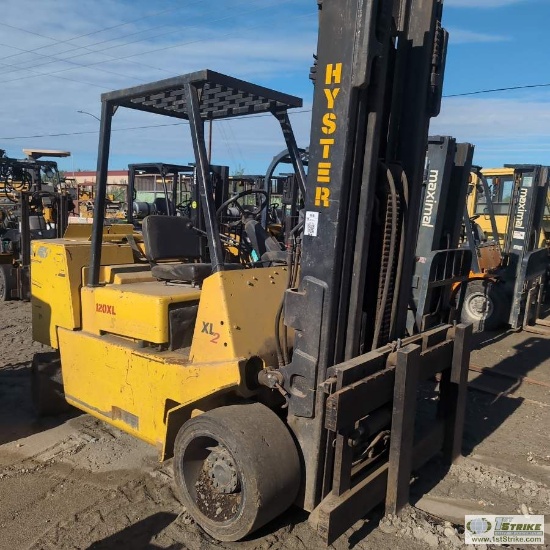 FORKLIFT, HYSTER 120 XL2, 6 CYLINDER PROPANE ENGINE, 7050LB CAPACITY, 206IN LIFT HEIGHT. UNKNOWN MEC