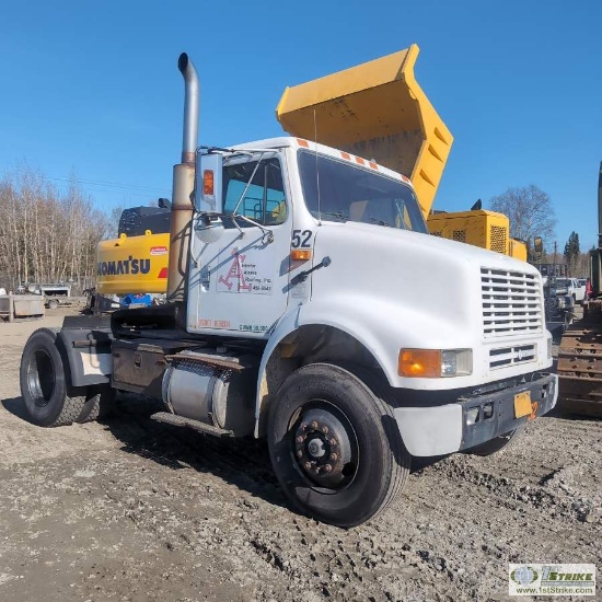 SEMI TRACTOR, 1989 INTERNATIONAL 8100 4X2, CUMMINS DIESEL ENGINE, EATON FULLER ROAD RANGER 9 SPEED T