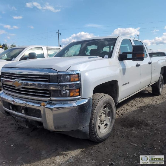 2015 CHEVROLET SILVERADO 2500HD, 6.6L DURAMAX, 4X4, CREW CAB, LONG BED. UNKOWN MECHANICAL PROBLEMS.