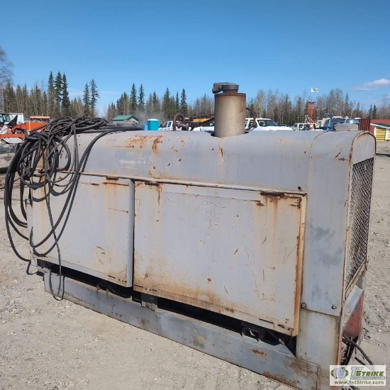 WELDER, LINCOLN SHIELD ARC SAM-650, MODEL SAM0650 6.3544, 6 CYLINDER PERKINS DIESEL, WITH LEADS SN:A