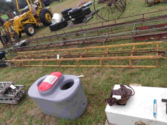 Conveyor Hay Lift
