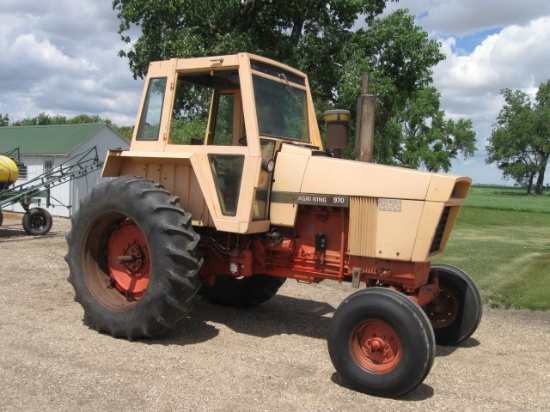 Case 970 Tractor