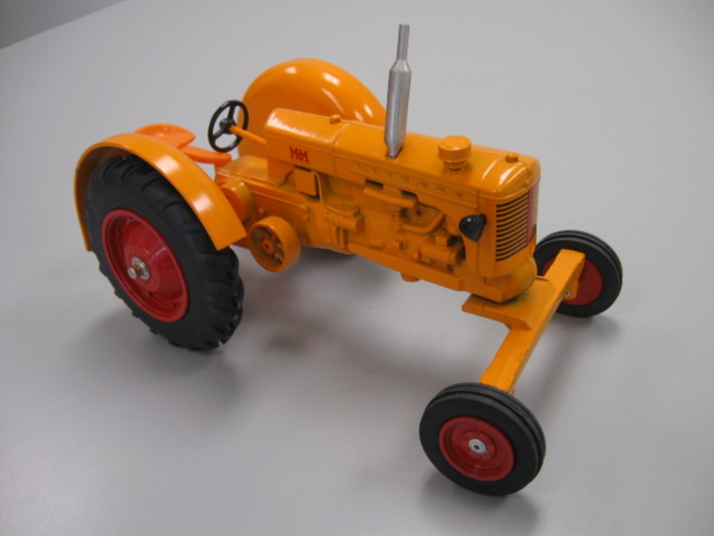 minneapolis moline toy tractor
