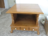 End Table w/Drawer