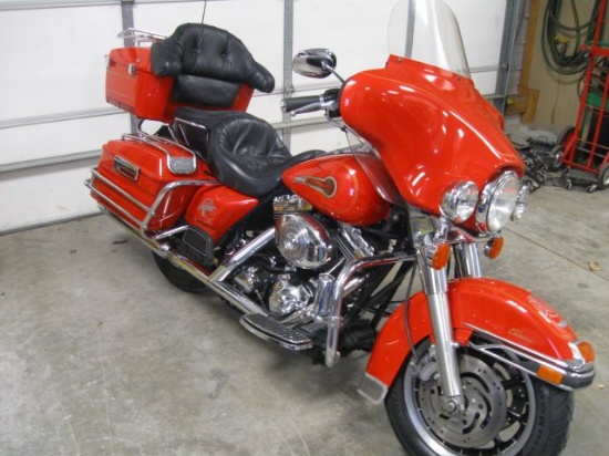 2003 Harley Davidson FLD Electra Glide Classic Fireman's Edition Motorcycle