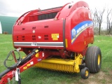 NH Roll-Belt 560 Specialty Crop Round Baler - VIRTUALLY NEW!