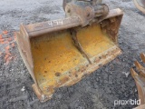 DIGGING BUCKET EXCAVATOR ATTACHMENTS for above machine.
