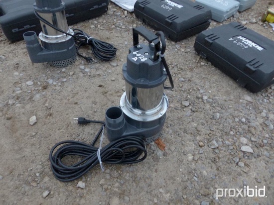 NEW MUSTANG MP4800 2IN. SUBMERSIBLE PUMP NEW SUPPORT EQUIPMENT