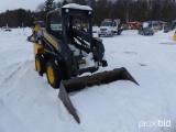 2015 NEW HOLLAND L218 SKID STEER SNNEM485814 powered by diesel engine, equipped with rollcage, 2-spe