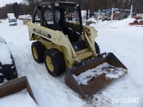 JOHN DEERE 240 SKID STEER SNA140962 powered by John Deere diesel engine, equipped with rollcage, aux