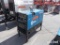2005 MILLER E BOBCAT 250 WELDER SN: LE494621 powered by gas engine, equipped with 250AMPS, HRS-47