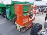 2007 JLG 1230ES SCISSOR LIFT SN: A200007201 electric powered, equipped with 12ft. Platform height, s