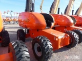 2005 JLG 600S BOOM LIFT SN: 300086452 4x4, powered by diesel engine, equipped with 60ft. Platform he