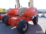 2005 JLG 600S BOOM LIFT SN: 300085570 4x4, powered by diesel engine, equipped with 60ft. Platform he