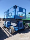 2006 GENIE GS-4390 RT SCISSOR LIFT SN:GS9006-43583 4x4, powered by dual fuel engine, equipped with 4