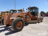 CASE 885 MOTOR GRADER SN:HBZ024011 powered by Case diesel engine, equipped with EROPS, air, moldboar