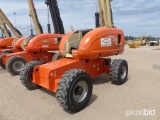 JLG 600S BOOM LIFT SN:300104820 4x4, powered by diesel engine, equipped with 60ft. Platform height,