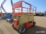 2012 JLG 4069LE SCISSOR LIFT SN:200211428 electric powered, equipped with 40ft. Platform height, sli