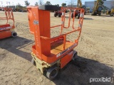 2009 JLG 1230ES SCISSOR LIFT SN:200192502 electric powered, equipped with 12ft. Platform height, sli