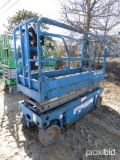 GENIE GS-2032 SCISSOR LIFT SN:47975 electric powered, equipped with 20ft. Platform height, slide out