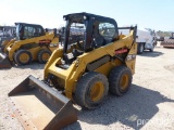 2015 CAT 242D SKID STEER SN:DZT01373 powered by Cat diesel engine, equipped with rollcage, auxiliary