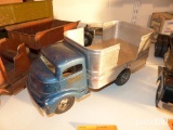 SMITH MILLER METAL TOY TRUCK COLLECTIBLE TOY