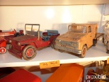 (2) TONKA METAL TOY TRUCK & METAL TOY JEEP COLLECTIBLE TOY