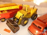 METAL TONKA WHEEL LOADER TOY COLLECTIBLE TOY