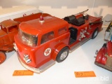 METAL TEXACO FIRE CHIEF FIRE ENGINE TOY COLLECTIBLE TOY