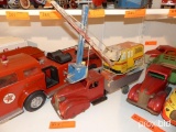 METAL TRUCK W/ DRAGLINE DIGGER TOY COLLECTIBLE TOY