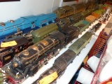 9PC TRAIN SET COLLECTIBLE TOY
