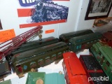 4PC TRAIN CARS COLLECTIBLE TOY
