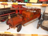 PACKARD METAL FIRE ENGINE TRUCK COLLECTIBLE TOY