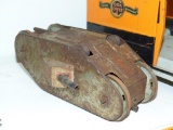 METAL TANK TOY COLLECTIBLE TOY