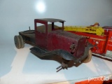 METAL TRUCK TOY COLLECTIBLE TOY