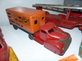 METAL TRUCK W/ CATTLE HAULER COLLECTIBLE TOY