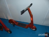 METAL SCOOTER COLLECTIBLE TOY