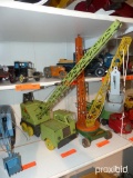 METAL WHISKY CRANE TOY COLLECTIBLE TOY