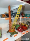 BUDDY L METAL MOBILE CONSTRUCTION DERRICK COLLECTIBLE TOY
