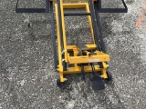 NEW LAWN MOWER LIFT NEW SUPPORT EQUIPMENT
